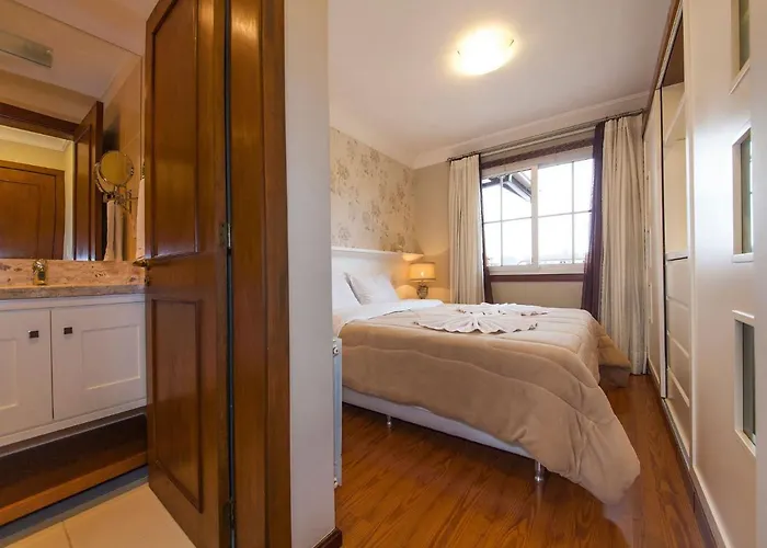400 Metros, Rua Coberta Centro - Villa Di Pietro 404